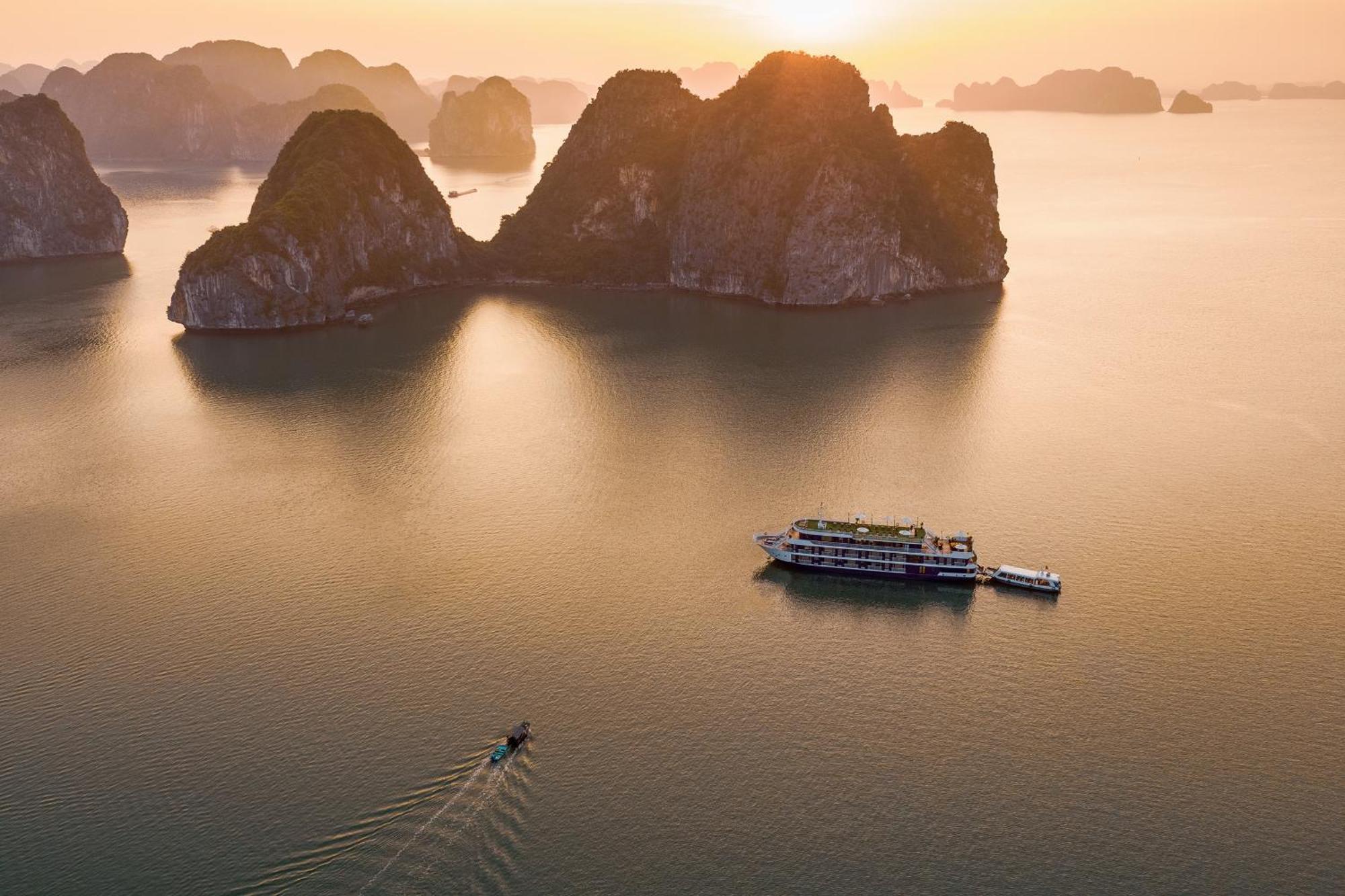 מלון הלונג Halong Dragon Bay Cruise מראה חיצוני תמונה