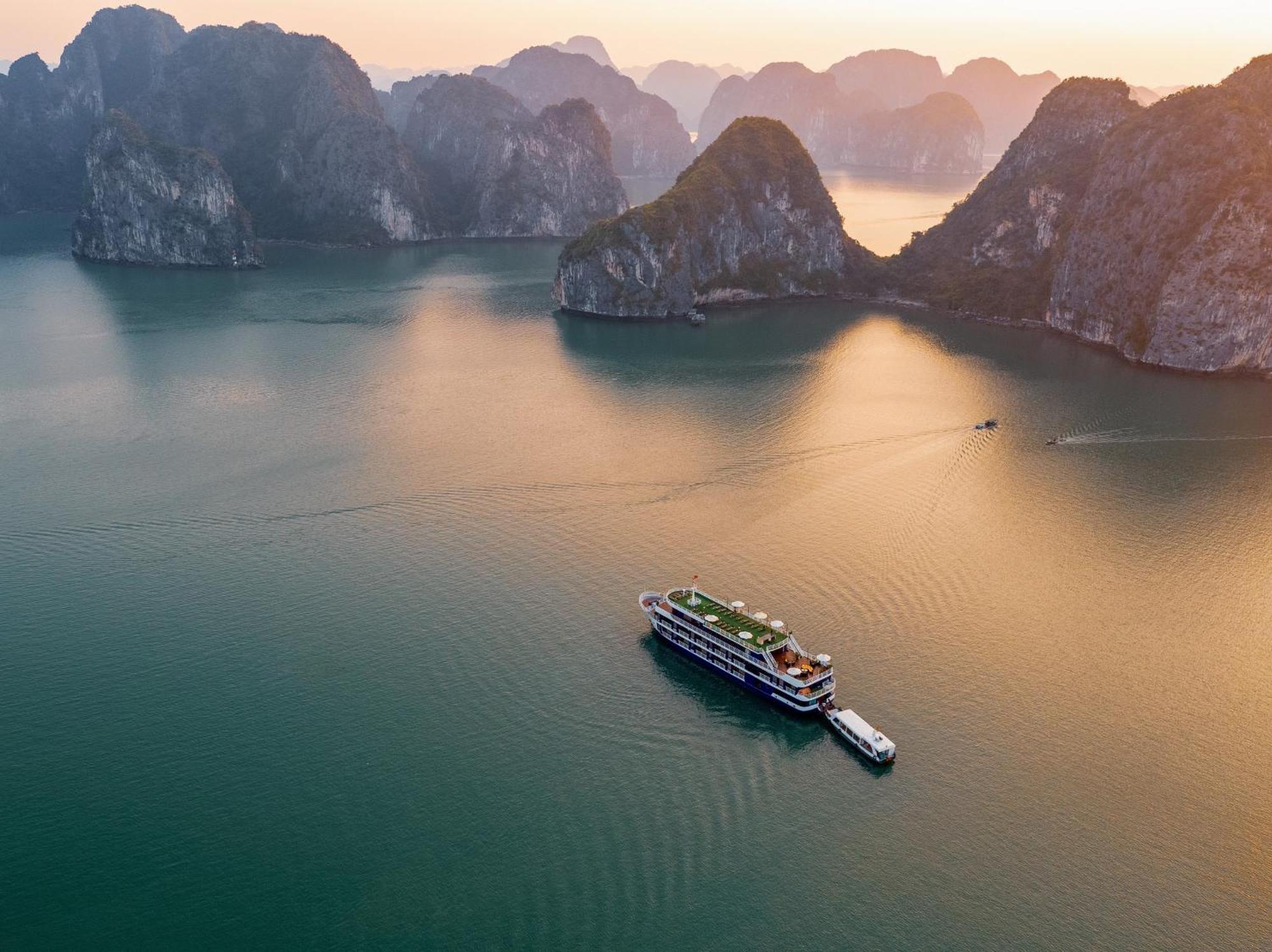 מלון הלונג Halong Dragon Bay Cruise מראה חיצוני תמונה
